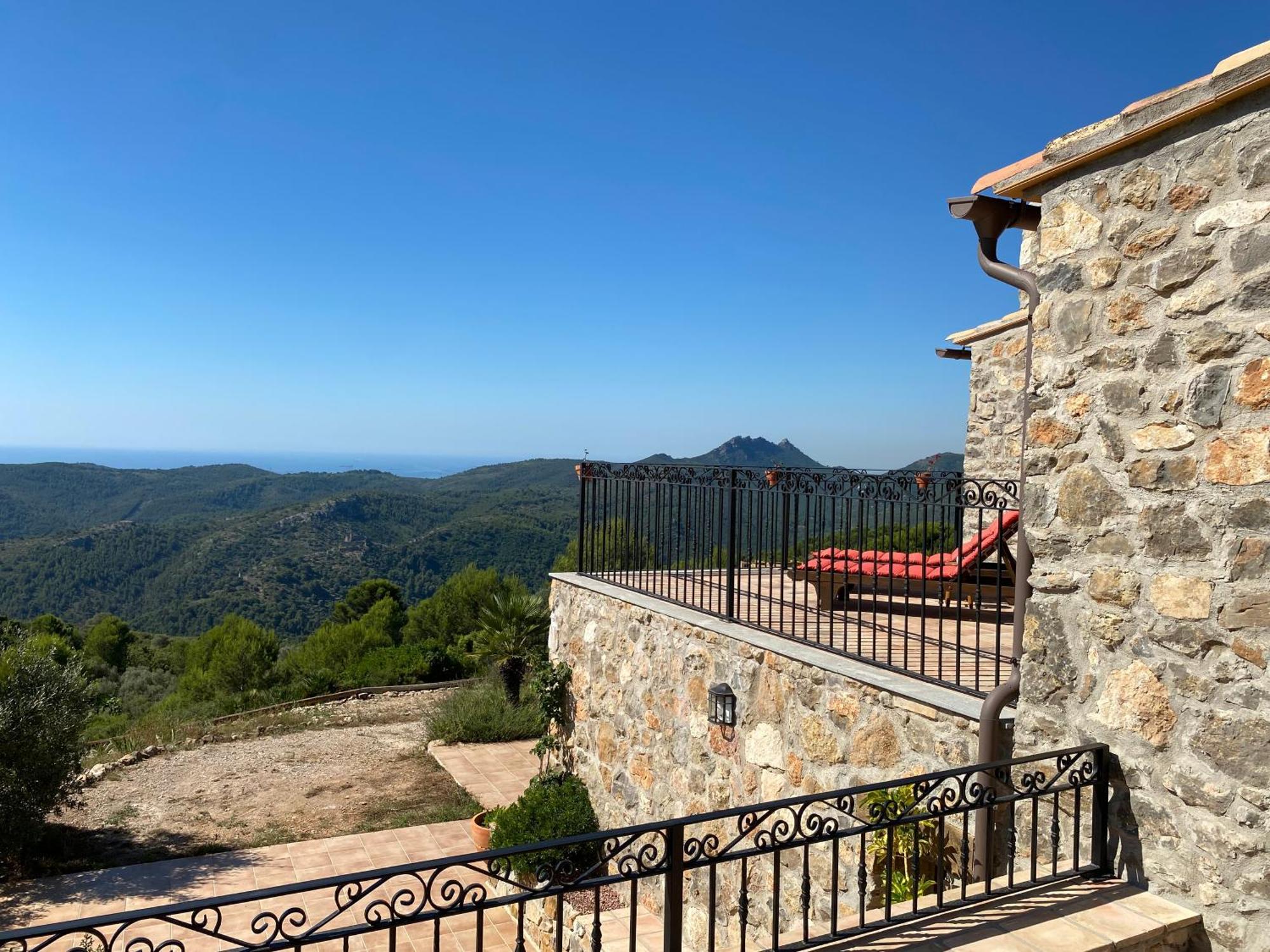 La Cueva De Miravet - Villa De Lujo En La Cima De La Montana Con Vistas Al Mar Кабанес Экстерьер фото