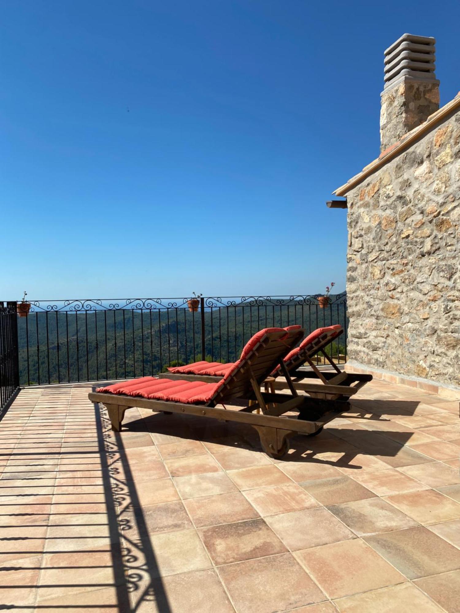 La Cueva De Miravet - Villa De Lujo En La Cima De La Montana Con Vistas Al Mar Кабанес Экстерьер фото