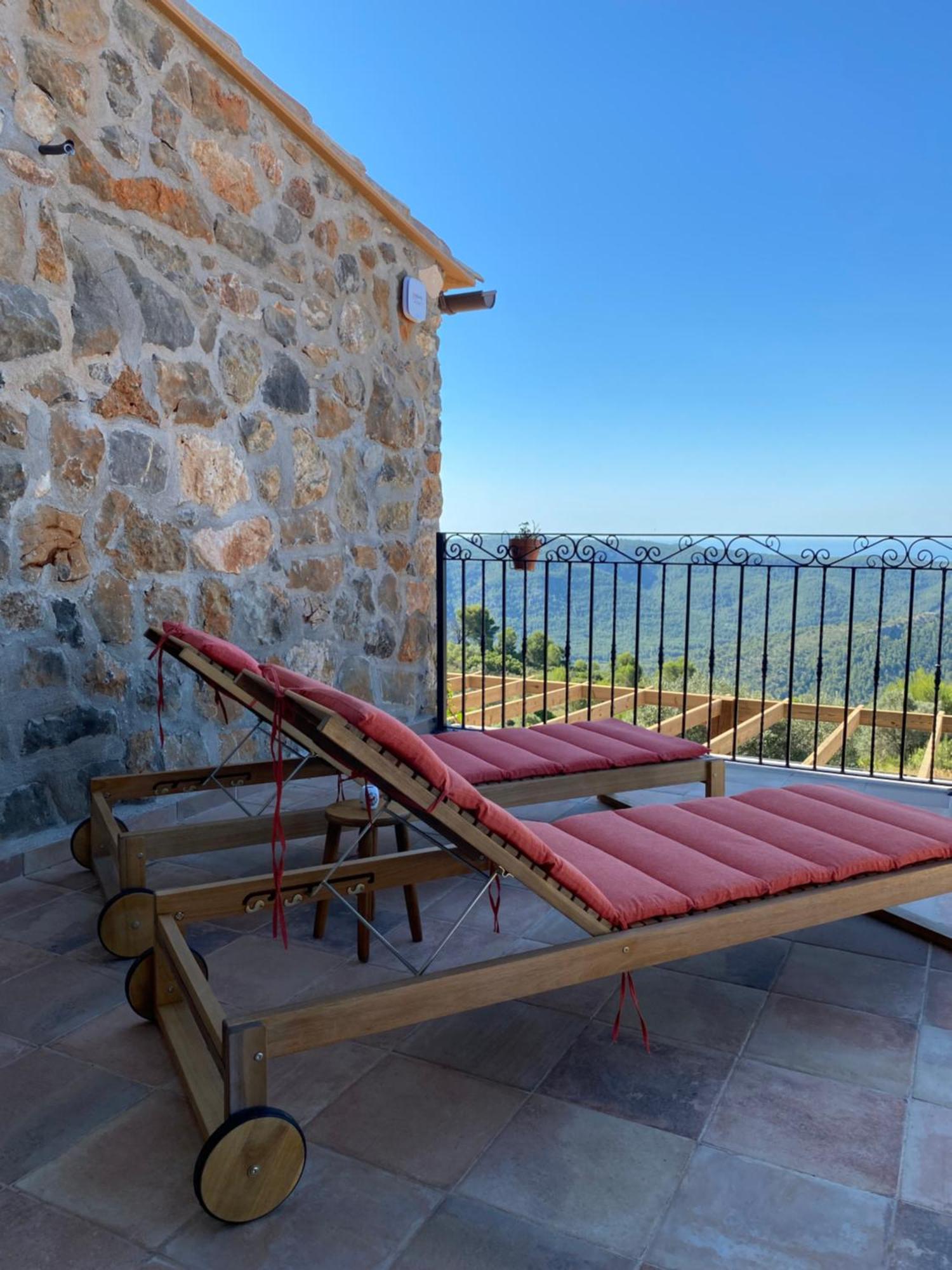 La Cueva De Miravet - Villa De Lujo En La Cima De La Montana Con Vistas Al Mar Кабанес Экстерьер фото